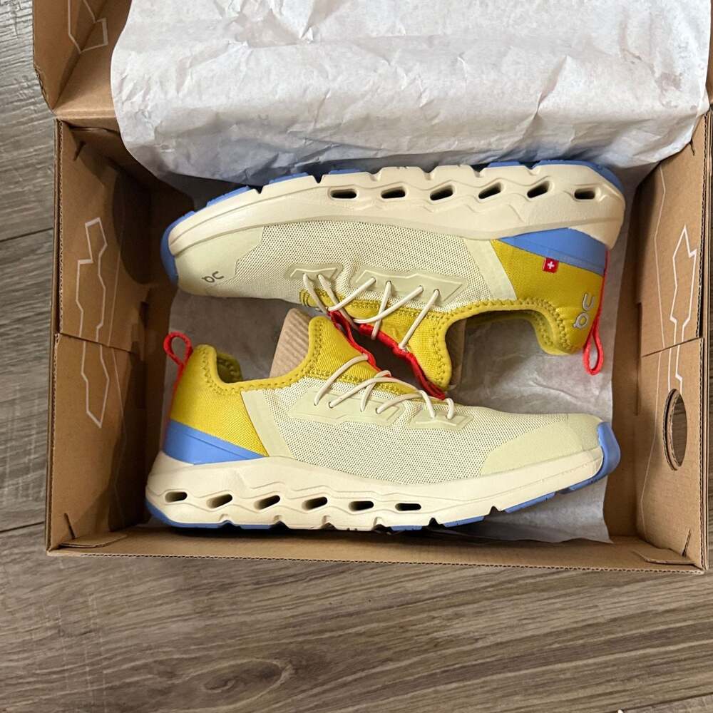 On Kids Cloudleap Running Shoes in Endive / Ultramarine Size US 2K